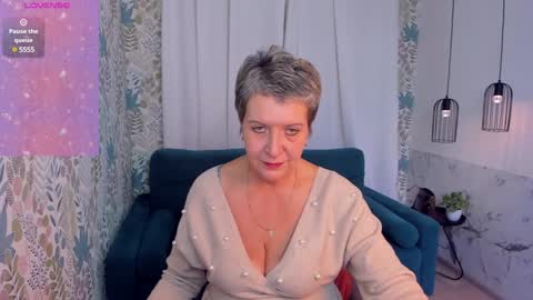 Kathy online show from December 2024 01:39:01 PM