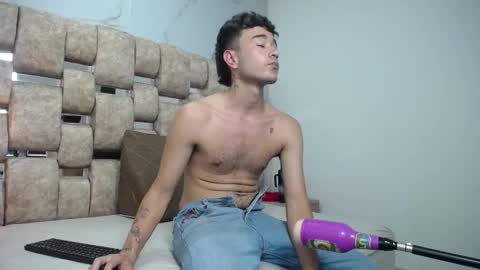 Snapshot of kathyaiden chatting on February 2026 07:54:01 PM Kaht y Aiden online show from February 2026 07:54:01 PM