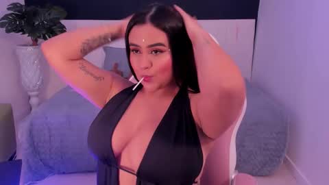 Katia online show from February 2026 06:52:02 PM