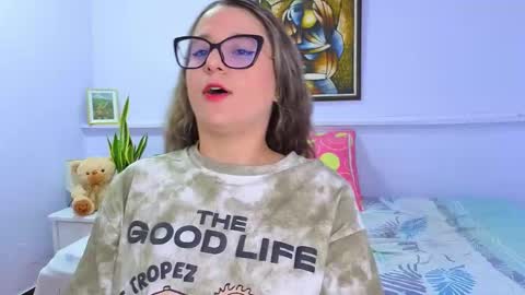 Khaterine online show from September 2025 11:34:01 AM