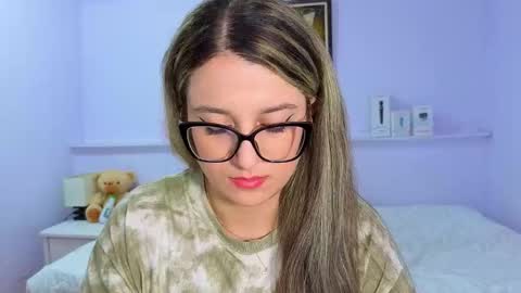 Khaterine online show from October 2025 11:41:02 AM