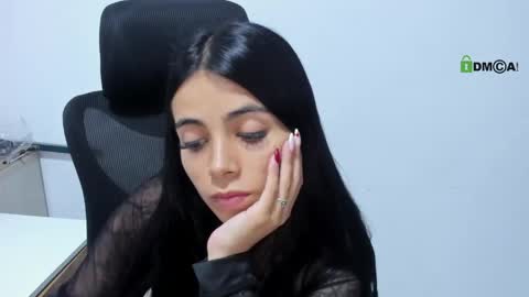 Katia  online show from May 2026 09:01:02 PM