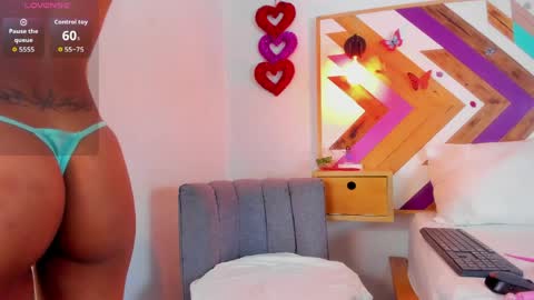 Katia online show from April 2026 07:47:02 PM