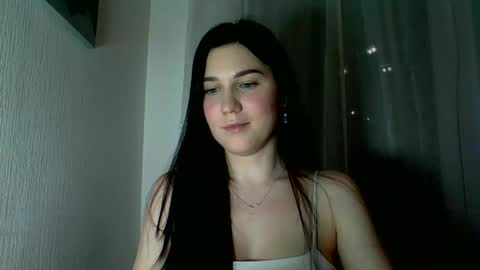 katie_foxi online show from April 2026 06:28:01 PM