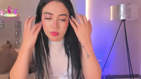 katieangel1 online show from October 2025 11:19:02 AM