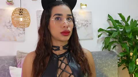 Katie online show from June 2026 10:50:02 AM