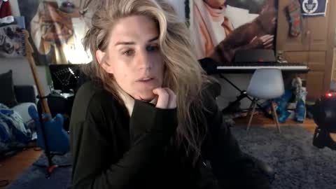 Katie online show from May 2026 04:21:02 AM