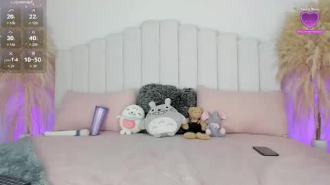 Snapshot of katiee3 chatting on November 2025 08:52:02 PM Katie online show from November 2025 08:52:02 PM