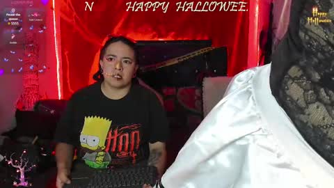 Snapshot of katieeandsharon chatting on October 2025 03:13:01 PM SHARON KATIEE online show from October 2025 03:13:01 PM