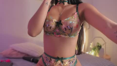 Katy  IGPeach kat666 online show from April 2026 01:01:02 PM
