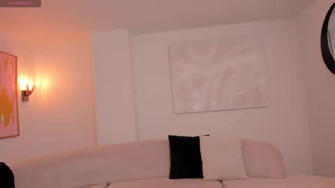 Kate Stonne online show from February 2026 11:15:02 AM