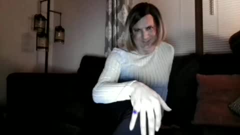 katieutopia online show from January 2026 03:31:01 AM