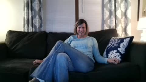 katieutopia online show from January 2026 03:12:02 AM