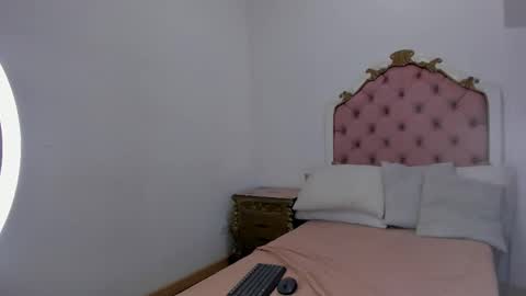 Snapshot of katiuska_7 chatting on November 2025 07:35:01 PM katiuska_7 online show from November 2025 07:35:01 PM