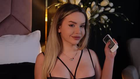 KatJolie online show from January 2025 09:07:01 PM