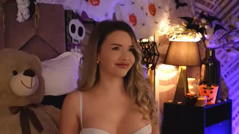 KatJolie online show from October 2025 08:13:02 PM