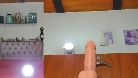 Snapshot of katleya_funny chatting on May 2026 11:19:01 AM katleya_funny online show from May 2026 11:19:01 AM