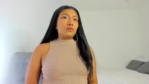 Follow me on instagram and twitter as correaktnees online show from February 2025 07:40:02 AM