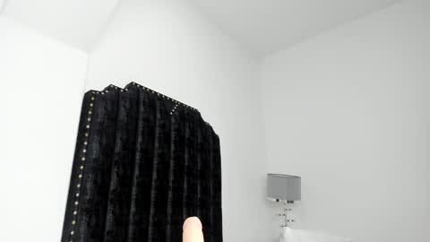 Snapshot of katrina_moore chatting on January 2025 02:10:02 PM katrina moore online show from January 2025 02:10:02 PM