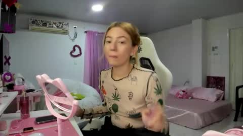 Katrin  online show from February 2026 04:13:02 PM