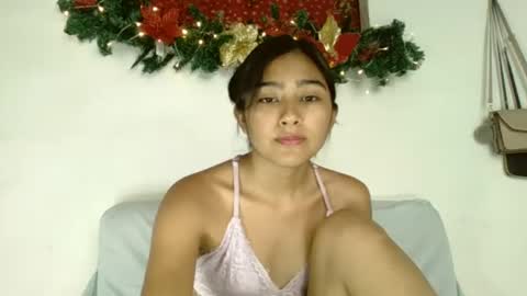 Snapshot of katrushca24 chatting on December 2024 04:38:01 PM kat online show from December 2024 04:38:01 PM