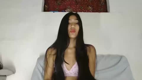 Snapshot of katrushca24 chatting on January 2025 03:44:01 PM kat online show from January 2025 03:44:01 PM