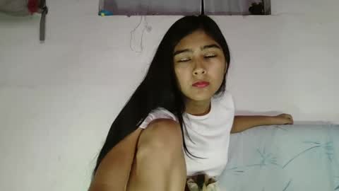 Snapshot of katrushca24 chatting on March 2025 03:24:02 PM kat online show from March 2025 03:24:02 PM