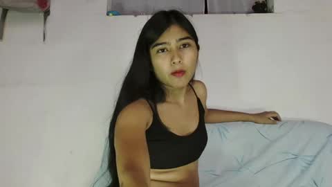 Snapshot of katrushca24 chatting on March 2025 02:56:01 PM kat online show from March 2025 02:56:01 PM