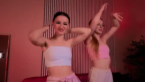 katt_yy online show from February 2025 11:47:02 AM