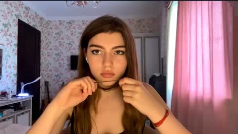 Molly online show from June 2026 01:13:02 PM
