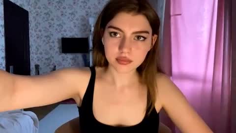 Molly online show from July 2026 03:07:02 PM
