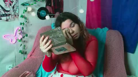 Katti online show from December 2025 11:48:02 AM