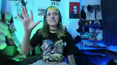 kattx   independent model online show from May 2026 02:49:02 AM