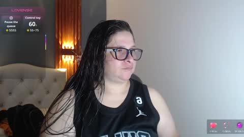 katty online show from November 2025 12:49:01 PM