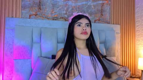Snapshot of katty_roose2 chatting on April 2026 08:15:02 PM Katty online show from April 2026 08:15:02 PM