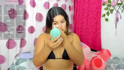 Snapshot of kattybeeckxxx chatting on January 2025 11:04:02 AM kattybeeckxxx online show from January 2025 11:04:02 AM