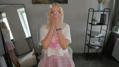 Katty online show from April 2026 08:42:02 AM