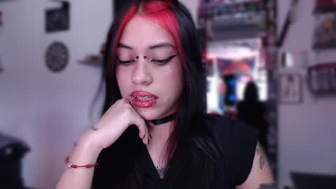 Snapshot of kattze chatting on January 2025 09:15:01 PM online show from January 2025 09:15:01 PM