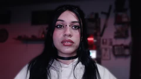 Snapshot of kattze chatting on January 2025 04:10:01 AM online show from January 2025 04:10:01 AM