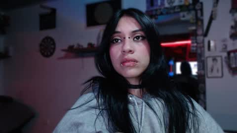 Snapshot of kattze chatting on January 2025 06:20:02 AM online show from January 2025 06:20:02 AM