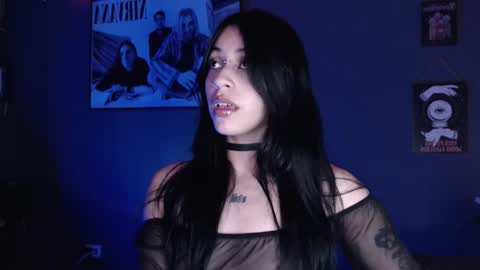 Snapshot of kattze chatting on November 2025 12:43:02 AM online show from November 2025 12:43:02 AM