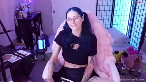Kat Woods online show from July 2026 01:01:02 AM