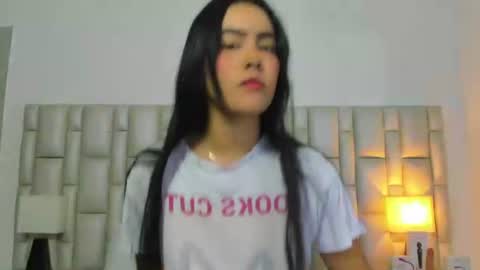 katy blonde girl and paola big boobs online show from June 2026 07:51:02 PM