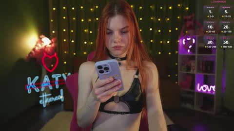 Snapshot of katy_ethereal chatting on September 2025 02:15:02 AM Katy - online show from September 2025 02:15:02 AM