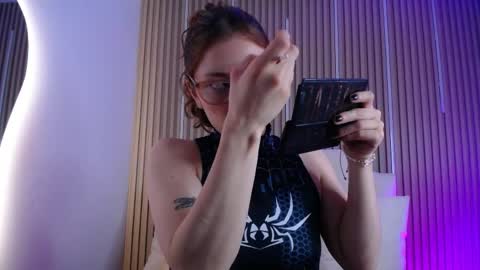 Katy Van online show from April 2026 09:27:01 PM