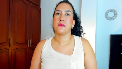 KATYAJHONSS online show from April 2026 09:53:02 PM