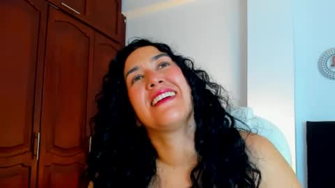 KATYAJHONSS online show from May 2026 11:58:01 PM