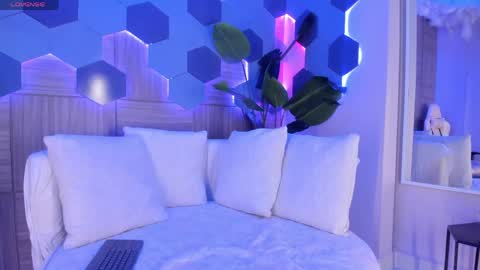 Snapshot of katyakozlov chatting on April 2026 07:41:01 PM online show from April 2026 07:41:01 PM