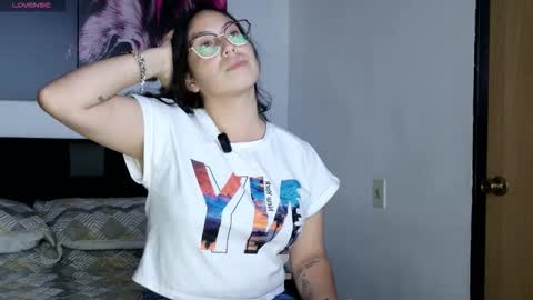 Snapshot of katybelladonna chatting on January 2026 01:09:01 AM KATY online show from January 2026 01:09:01 AM