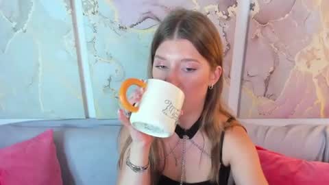 katymeaw online show from July 2026 03:23:01 AM